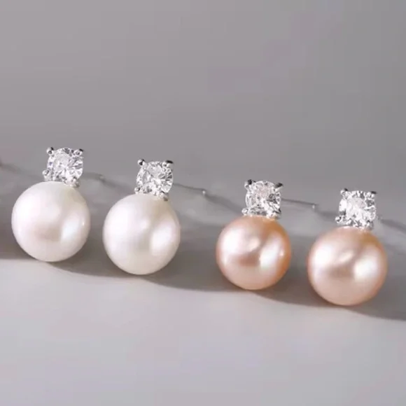 8mm White Freshwater Pearl 925 Sterling Silver Stud Earrings - Picture 3 of 8